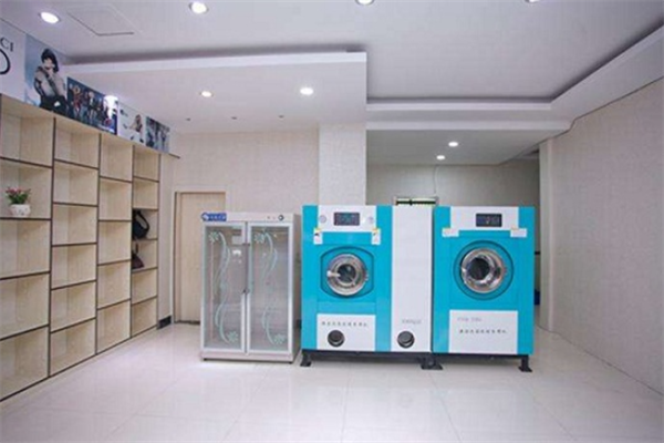 干洗店加盟费用里包含了什么