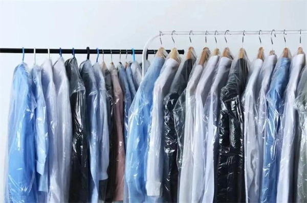 干洗店的猫腻:为啥衣服越洗越旧? 干洗店的猫腻:为啥衣服越洗越旧?